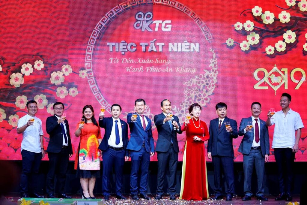 https://wonderevent.vn/wp-content/uploads/2023/06/tiec-tat-nien-wonder-event-1024x683.jpg