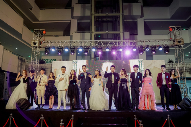 10-chu-de-to-chuc-tiec-tat-nien-year-end-party-ma-ban-khong-nen-bo-qua