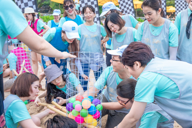 top-50-tro-team-building-hot-nhat-2024
